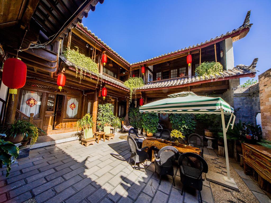 Old Tree Boutique Guesthouse Лицзян Экстерьер фото