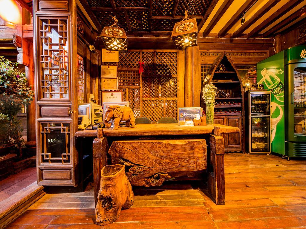 Old Tree Boutique Guesthouse Лицзян Экстерьер фото