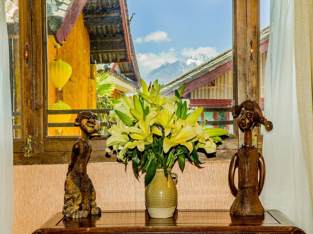 Old Tree Boutique Guesthouse Лицзян Экстерьер фото