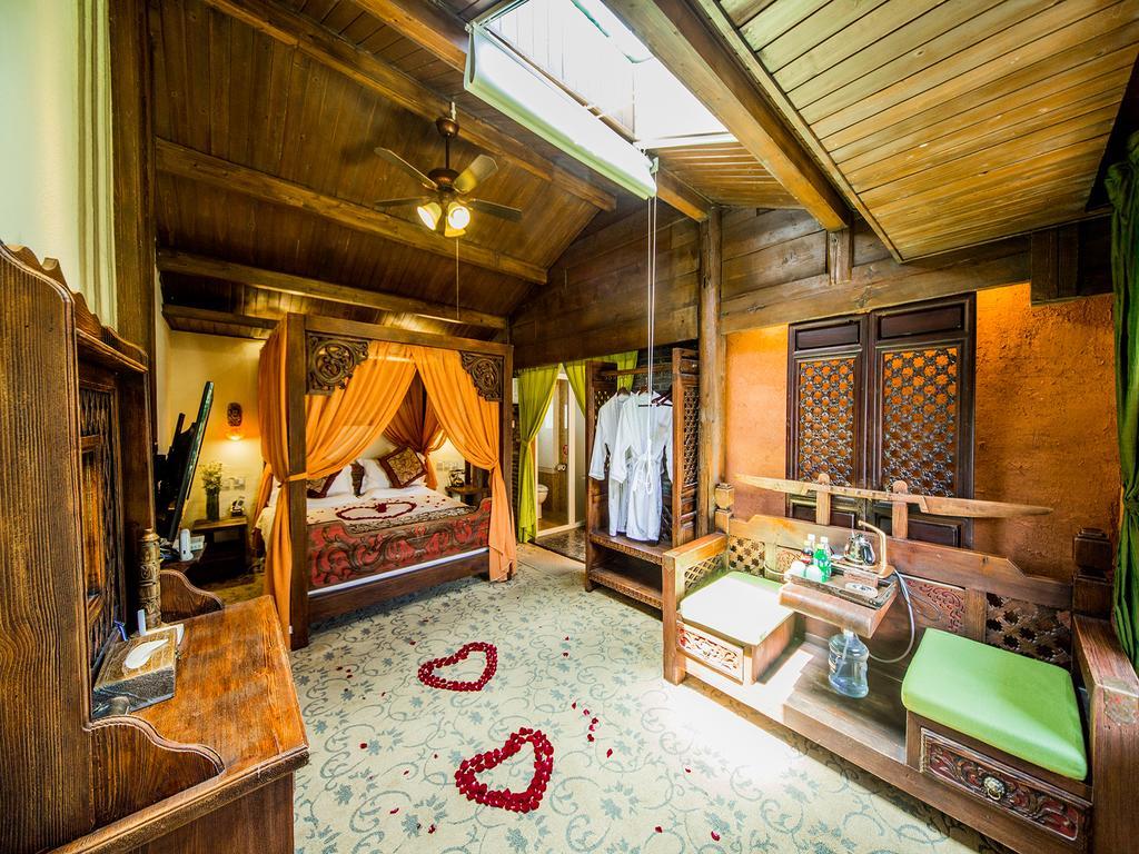 Old Tree Boutique Guesthouse Лицзян Экстерьер фото