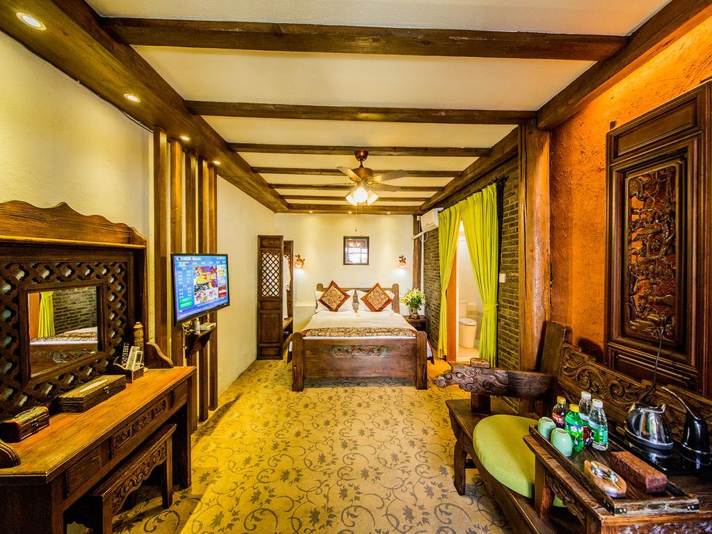 Old Tree Boutique Guesthouse Лицзян Экстерьер фото