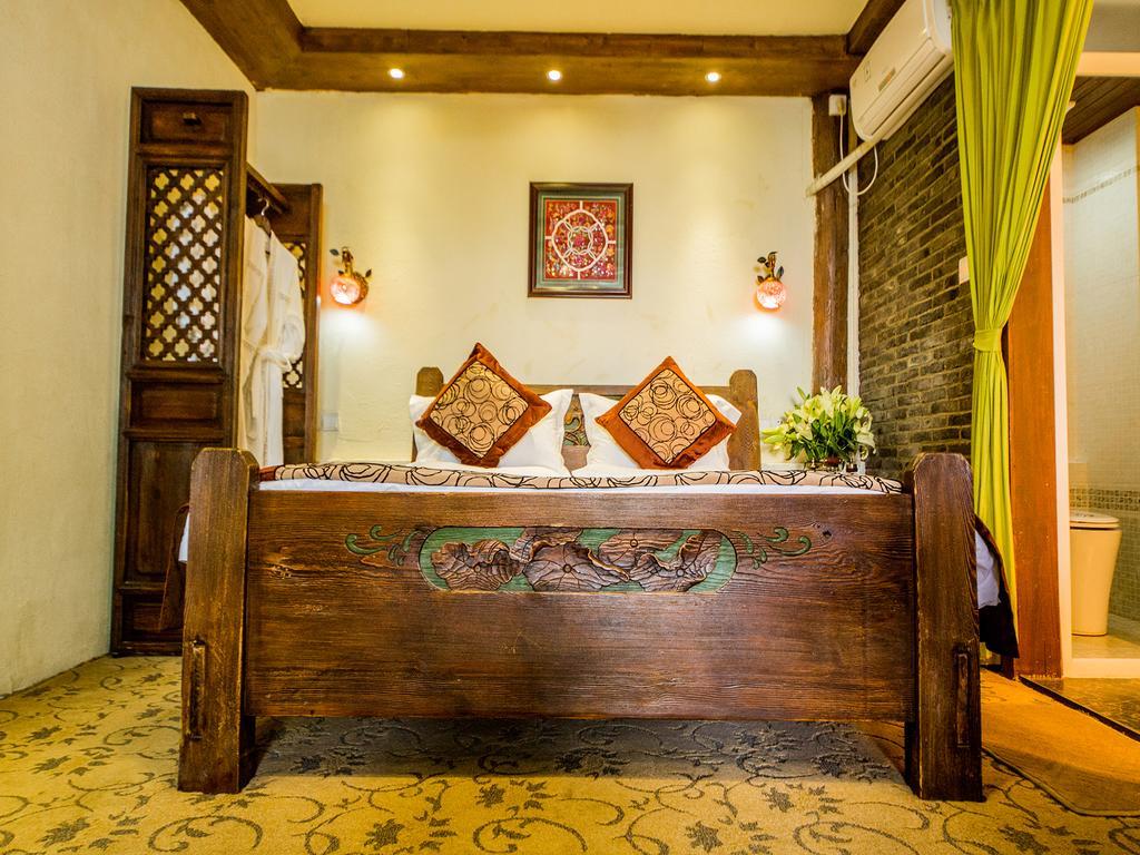 Old Tree Boutique Guesthouse Лицзян Экстерьер фото