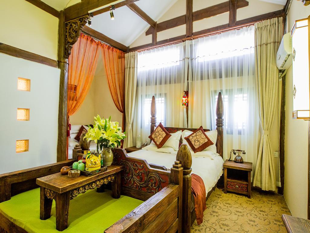 Old Tree Boutique Guesthouse Лицзян Экстерьер фото