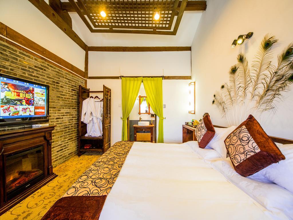 Old Tree Boutique Guesthouse Лицзян Экстерьер фото