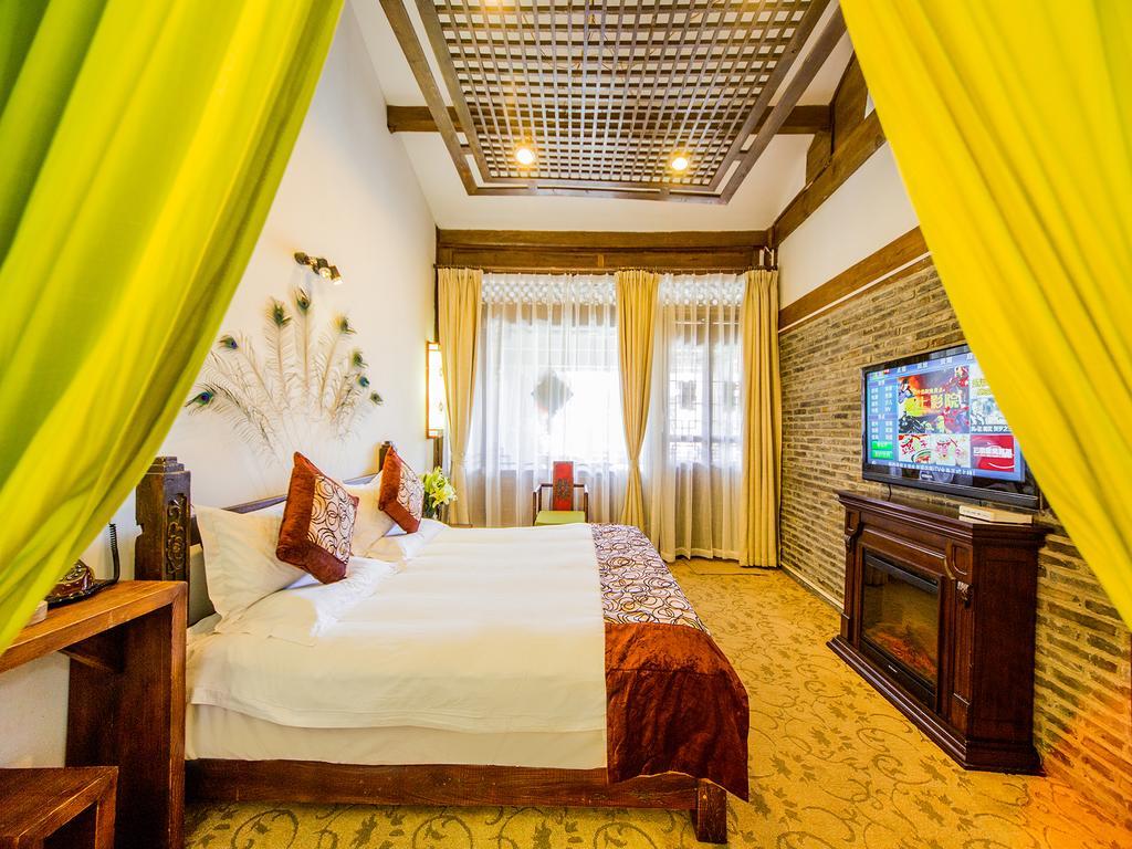 Old Tree Boutique Guesthouse Лицзян Экстерьер фото